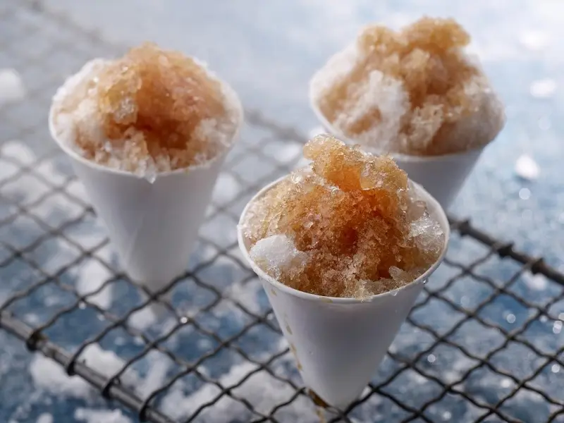 Sap snow in Yalda night; Photo source: blog.okcs. Photographer: Unknown