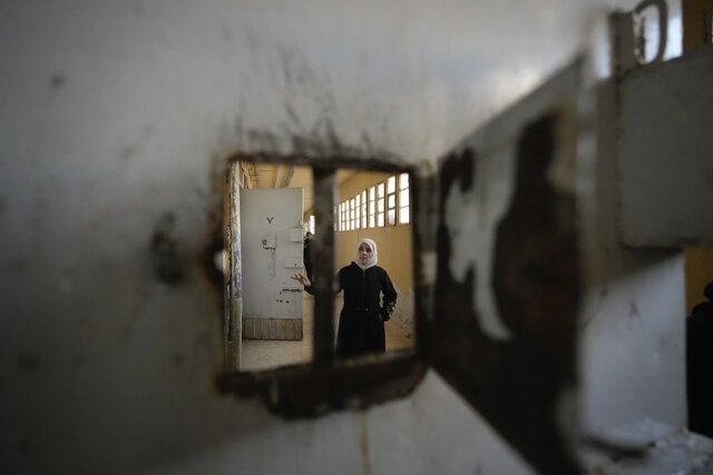The US accused 2 senior officials of the Syrian army of committing war crimes