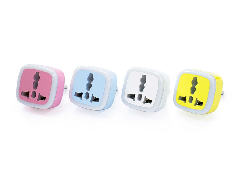 Power outlet converter. Source: adrianmobile.ir website; Photographer: Unknown