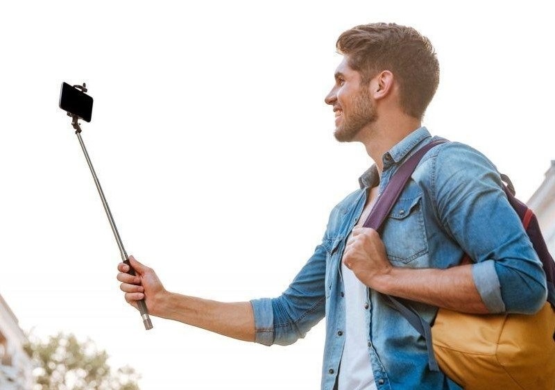 Traveling monopod. Source: torob.com website; Photographer: Unknown