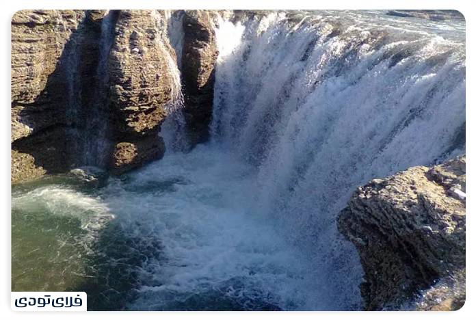 Sightseeing places in Iranshahr A hidden treasure in the heart of Balochistan Esfand waterfall
