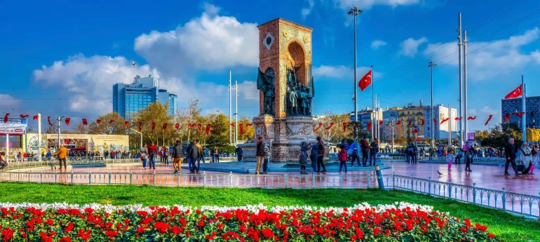 History of Istanbul's Taksim Square