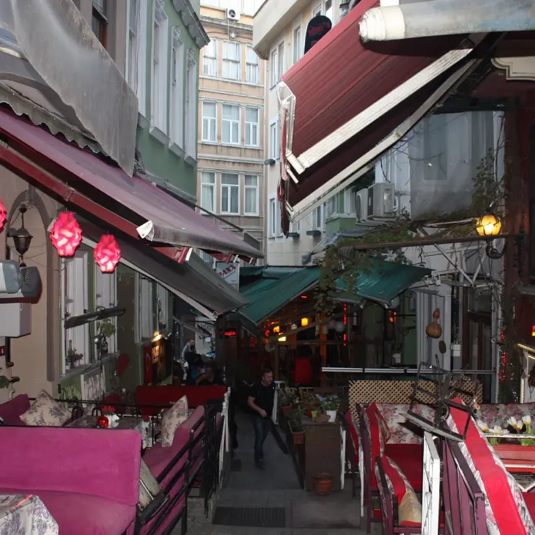 French Street (Fransiz Sokagi)