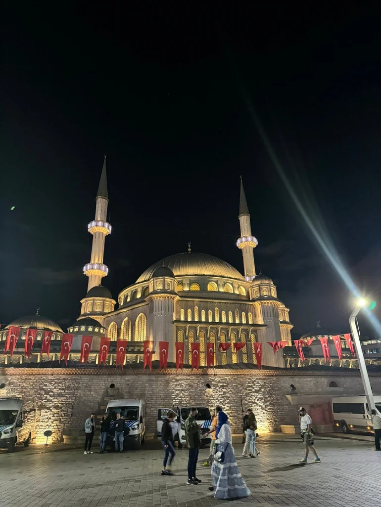Sightseeing places around Taksim Square in Istanbul