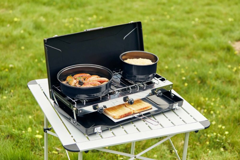 Two-burner travel gas stove. Source: website fasleshekar.com; Photographer: Unknown