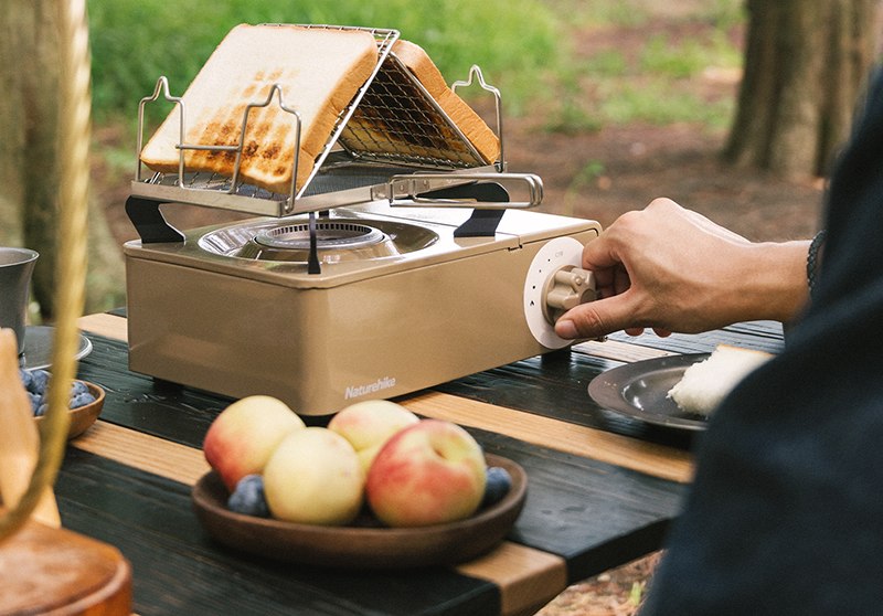 Small gas stove for picnic. Source: paeezcamp.ir website; Photographer: Unknown