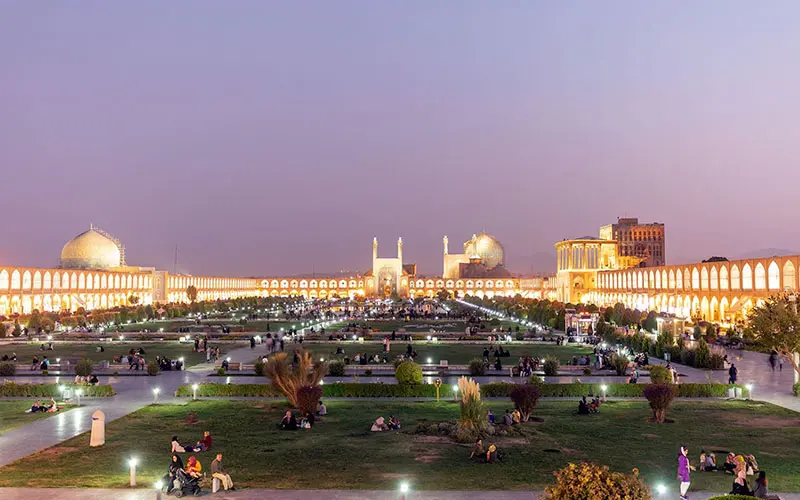 Naqsh Jahan Square of Isfahan at night, photo source: Google Map, photographer: David Gómez