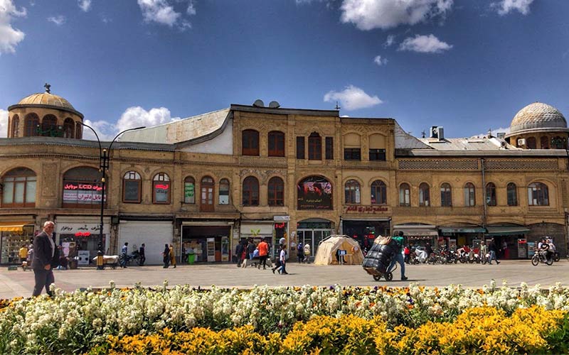 Historical buildings of Imam Khomeini Square, Hamadan, photo source: Google Map, photographer: Eh San
