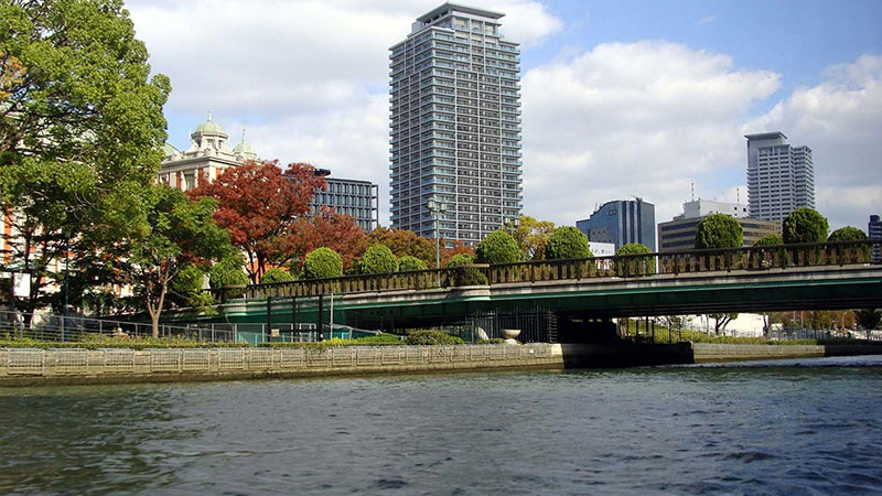  The city of Osaka is one of the most spectacular tourist attractions in Japan