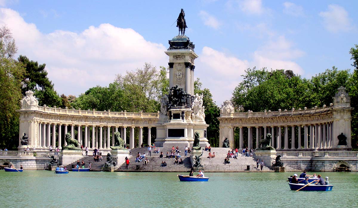 Free eertainme in Spain