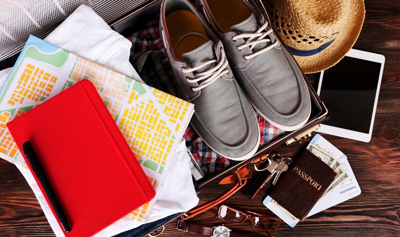 Choosing shoes when traveling; Photo source: blog.zenhotels.com; Photographer: Africa Studio