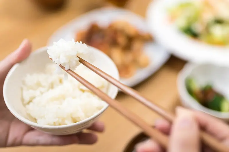 Eating rice with steak pri in Japan; Photo source: jal.co.jp; Photographer: Uncertain