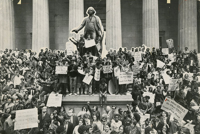 Demonstrations of studes and other people in 1970 on Wall Street and against the American ierveion in Cambodia; Photographer: Jack Manning