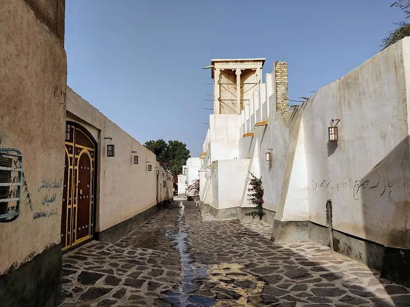 Historical coext of Bandar Kong, photo source: Google Map, photographer: Jaber Zare