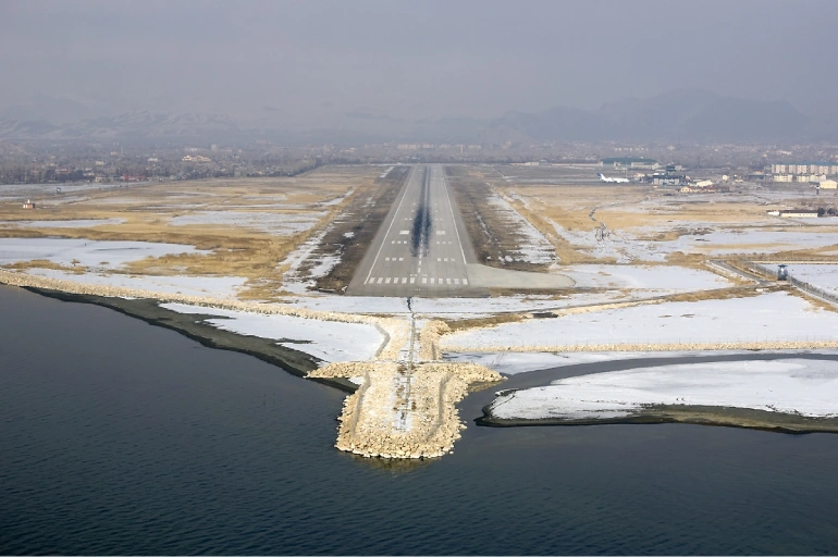 Iroducing Van Airport