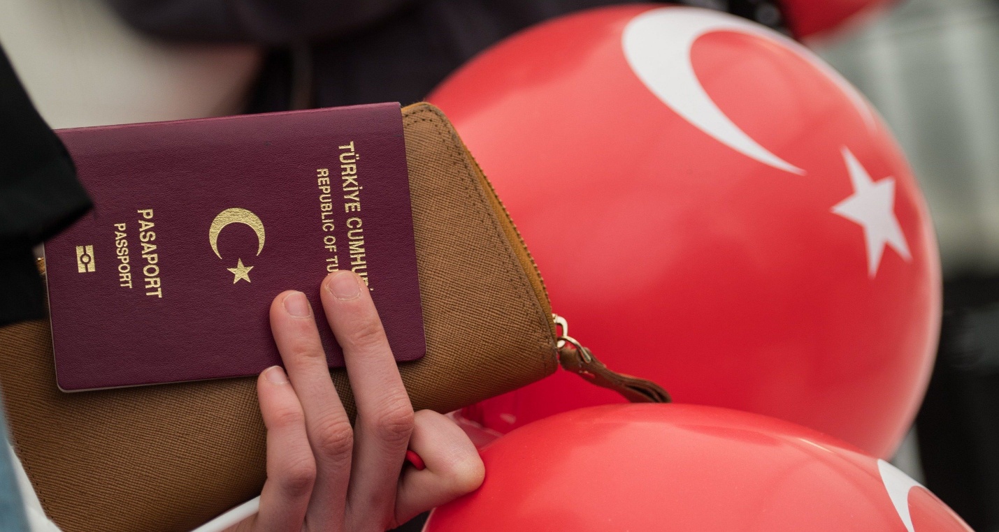 How to get a permanent residence in Türkiye with a tourist visa?