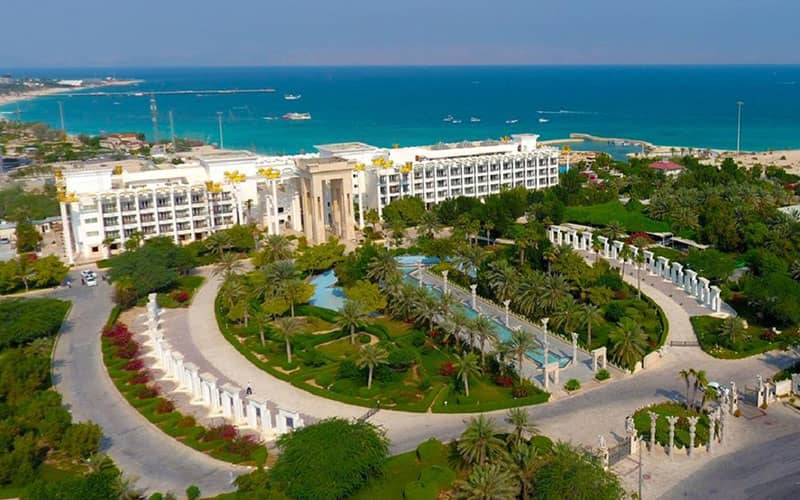 Dariush Grand Hotel by the sea