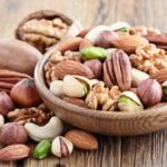 Calories in mixed nuts