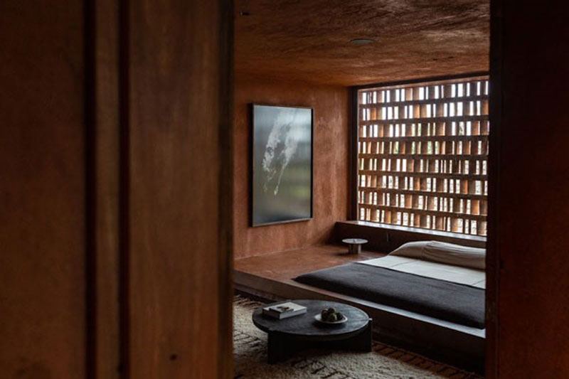 Report which is the best hotel in Bali?