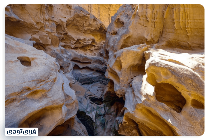 What facilities are there in Chahkoh Gorge?