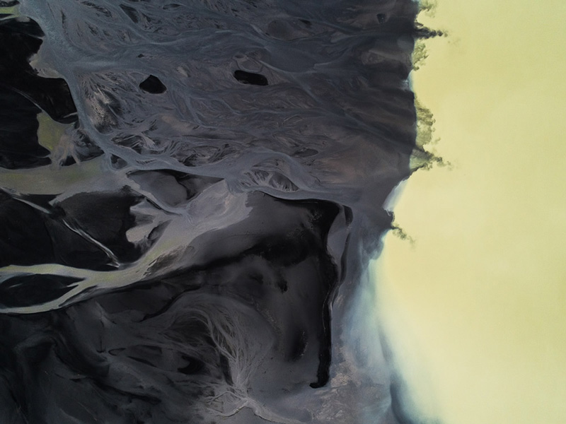Aerial photo of natural streams in Iceland; Photo source: 121clicks.com; Photographer: Tom Hagen
