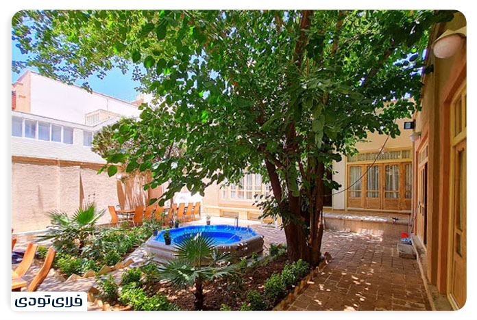 Bitote residence is one of the traditional residences of Isfahan