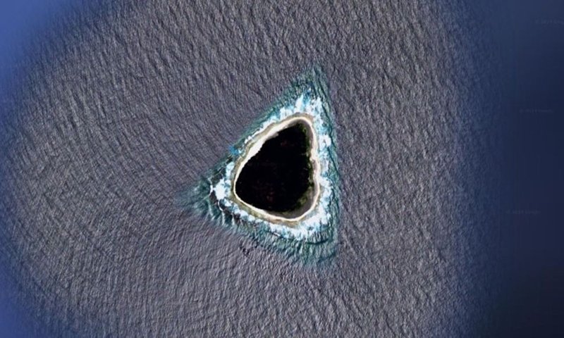 Mysterious Black Island, photo source: Google Earth, photographer: unknown