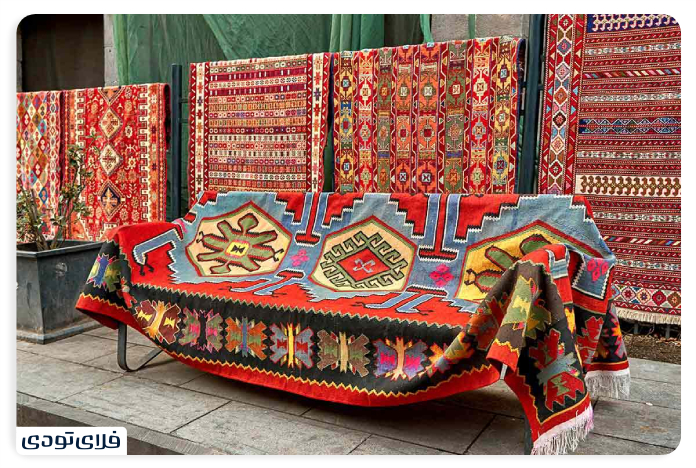 Turkish souvenirs What are the best souvenirs of Türkiye? Turkish handwoven carpet
