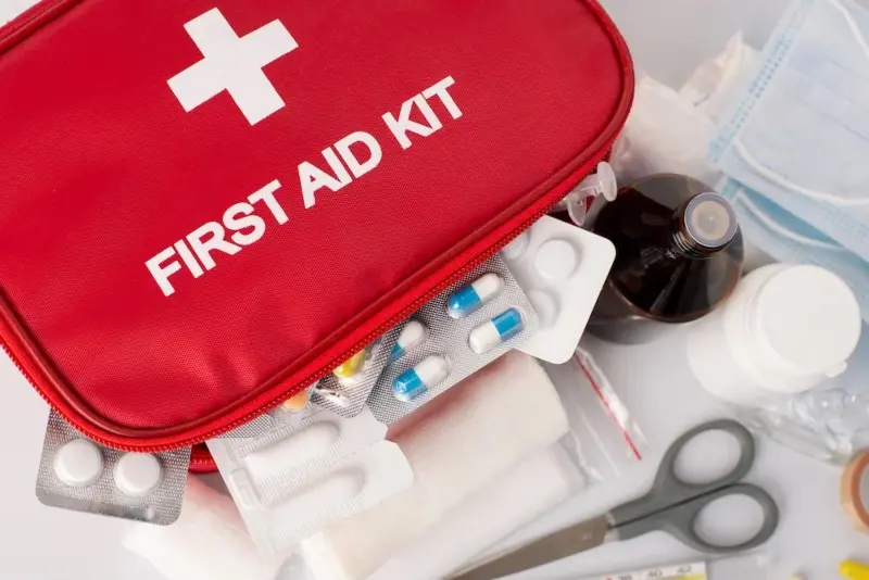 medicines in the first aid box; Photo source: hamitebmatin.com. Photographer: Unknown