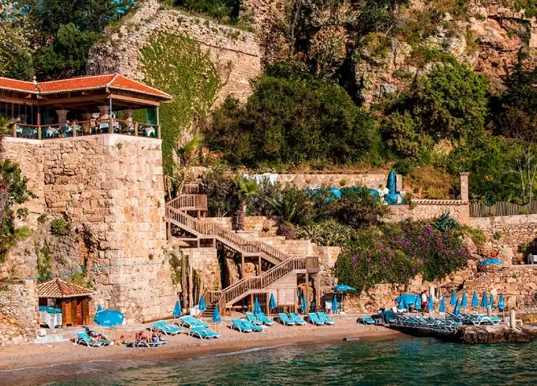 Marmerli Beach
