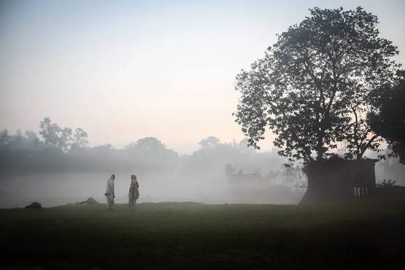 Wier fog in the villages of Bangladesh; Photo source: 121clicks.com; Photographer: Mou Aysha