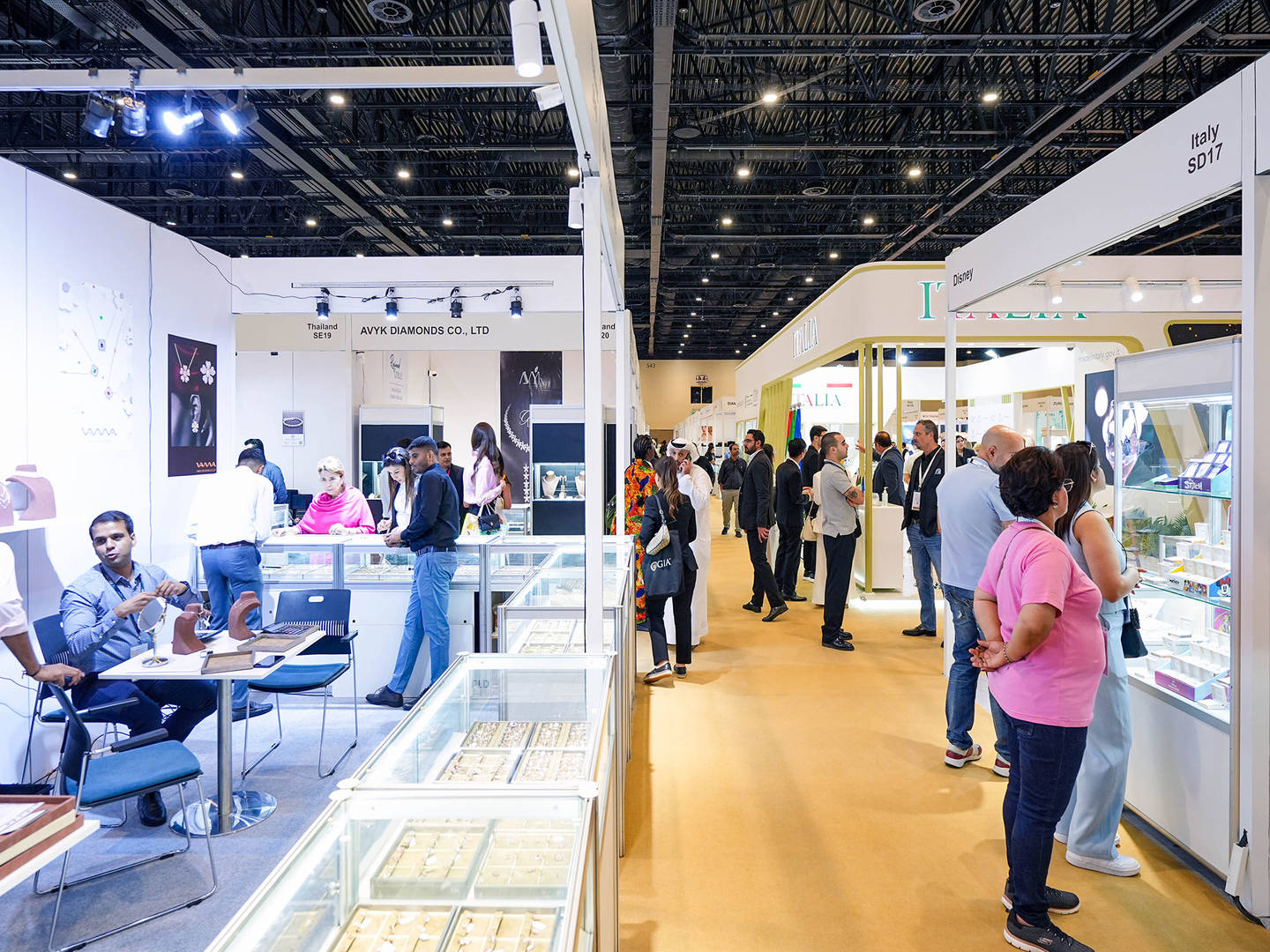 Dubai jewelry exhibition