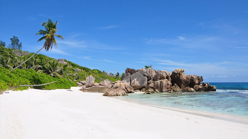 Anse-Source-D'Arge,-min coast of Africa
