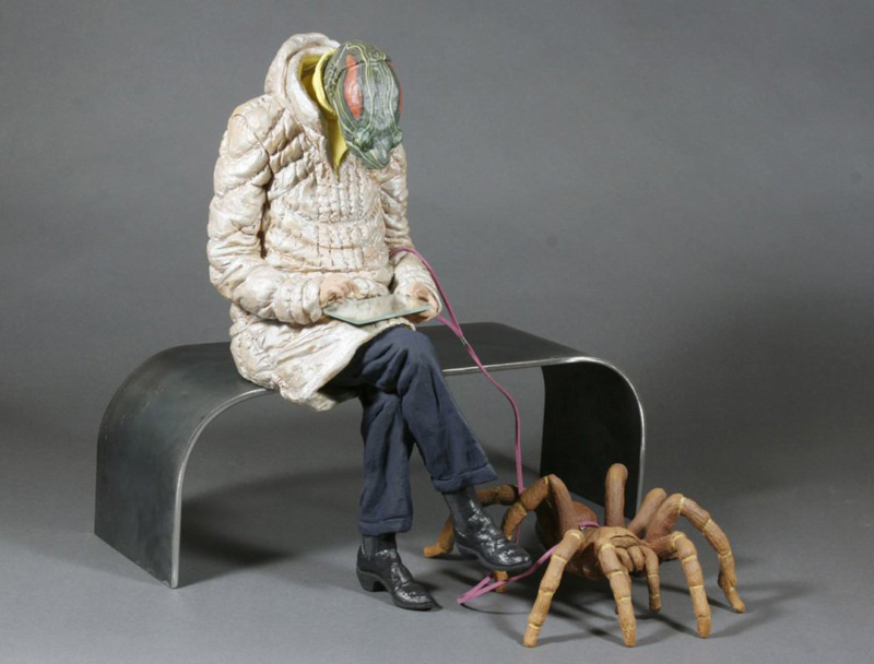 A spider's collar in the hand of a fly