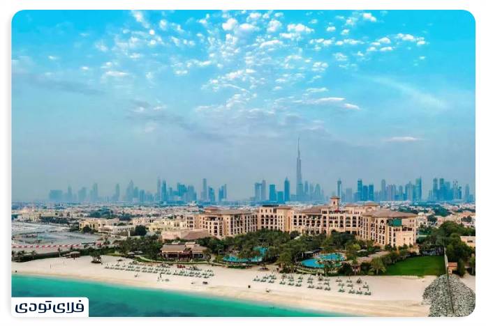 How long to visit Jumeirah Beach?