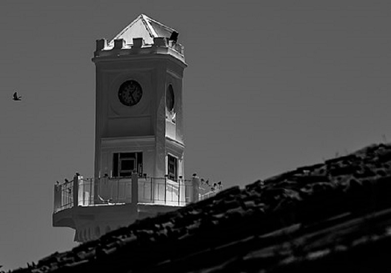 Anzali clock minaret