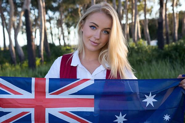 The average annual income of psychiatrists in Australia is about $125,762
