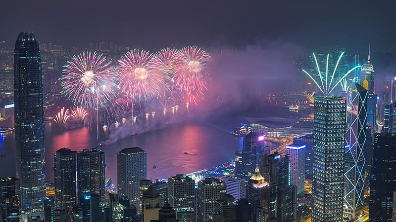 Fireworks game at 00:00