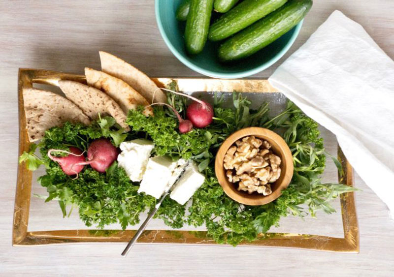 bread, cheese and vegetables; Photo source: ovenhug.com; Photographer: Unknown
