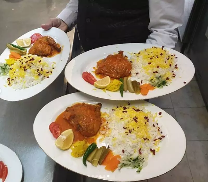   Arian Kish hotel restaura food