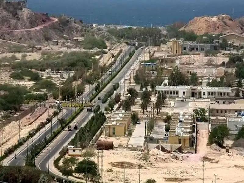 Resideial part of Abu Musi Island, photo source: Google Map site, photographer: behzad 10