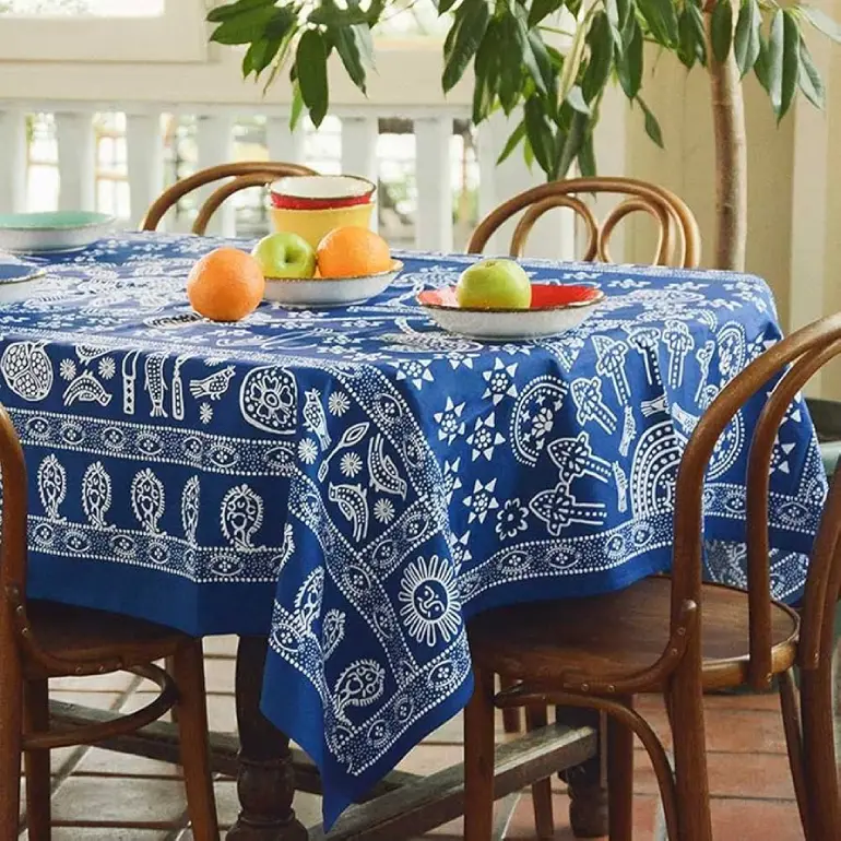 Traditional tablecloths