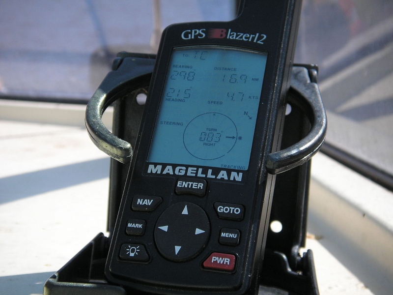 Magellan brand GPS device; Photo source: en.m.wikipedia.org. Photographer: Unknown