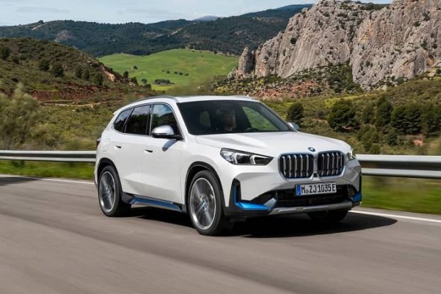 Arrival of new BMW and Honda cars at customs