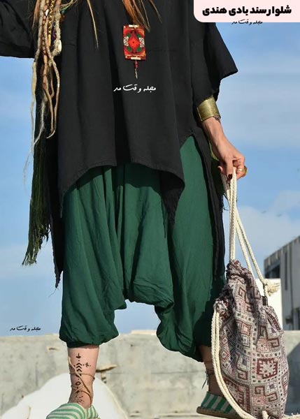 A model of Indian sandal pas