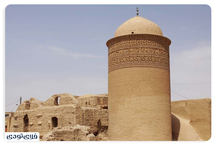 Old Alamdar Tower of Damghan Tourist Attractions