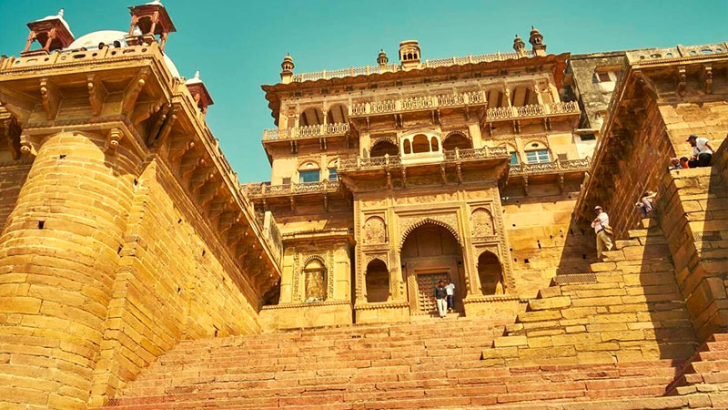 Visit the Ramnagar Fort on a trip to Varanasi