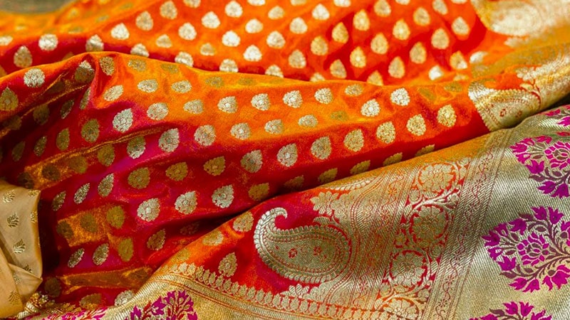 Goodolia Market (Bazar Godolia) on a trip to Varanasi