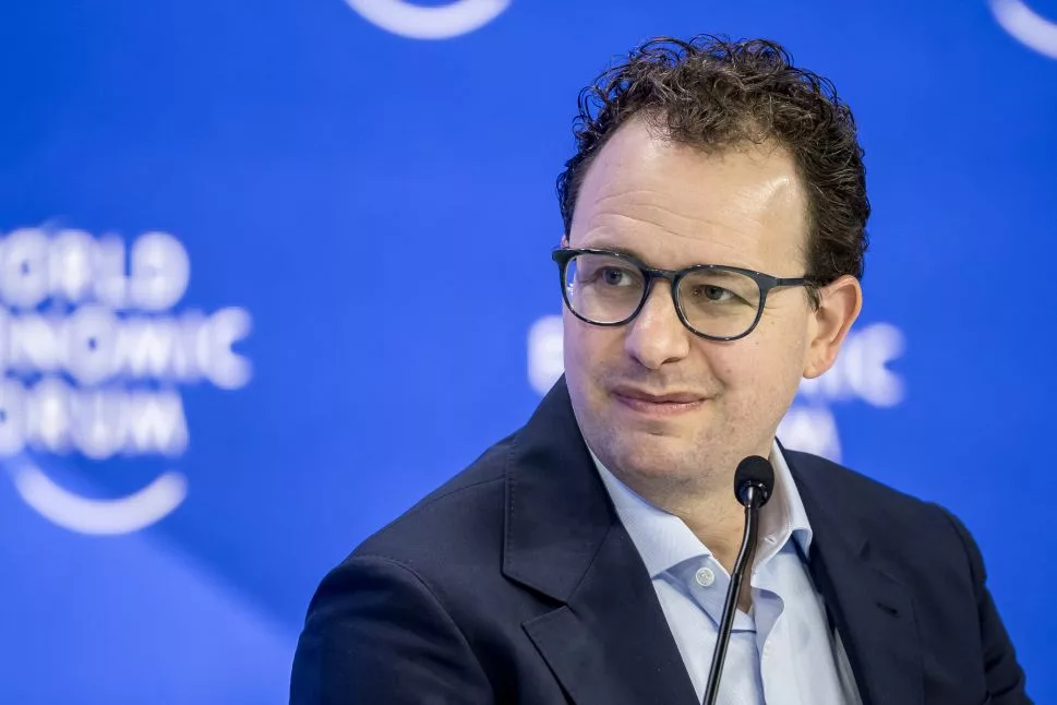 Anthropic CEO comments on artificial intelligence and humans