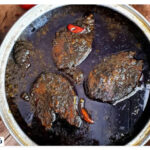 Eating traditional food in the best Bushehr restaurant